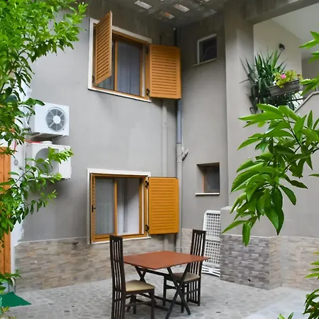 Culli 招待所 Përmet